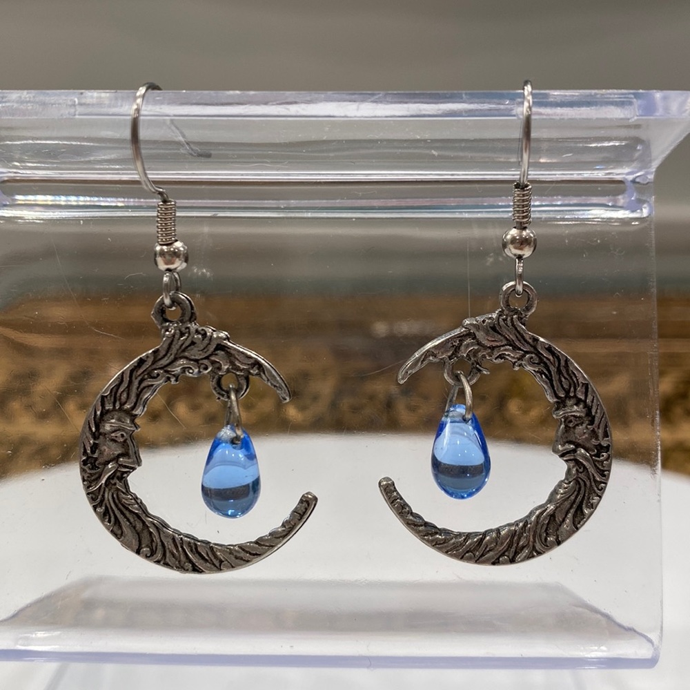 Man in the Moon - blue glass teardrops - silver earrings cast on both sides! EUC